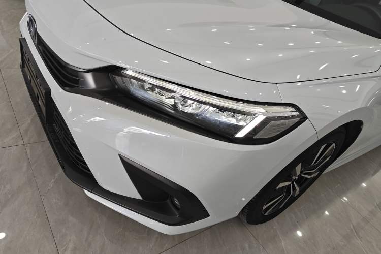 Used Honda Civic 2023 2.0L eHEV Pioneer Edition

