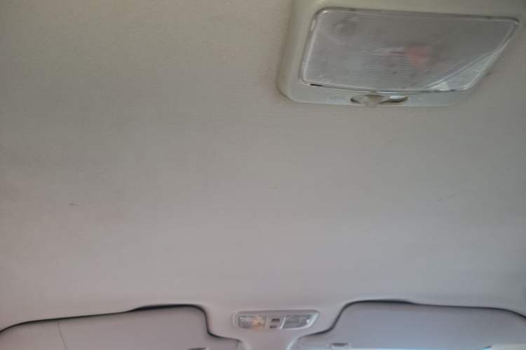 Used Great Wall Wingle 5 2013 2.0T European Version Two-Wheel Drive Elite Edition 6MT Big Double Cab GW4D20B