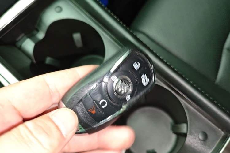 Used Buick LaCrosse 2021 652T Luxury Model Interior 1