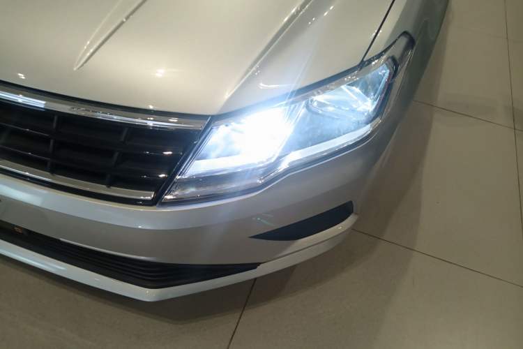 Used Volkswagen Jetta 2017 1.5L Automatic Fashion Model
