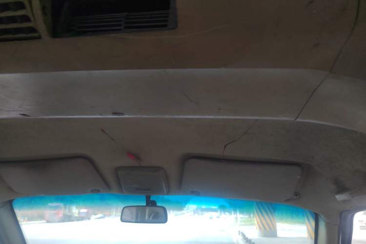 Used Dongfeng Xiaokang C37 2012 1.4L Standard Edition DK13-06 Headliner