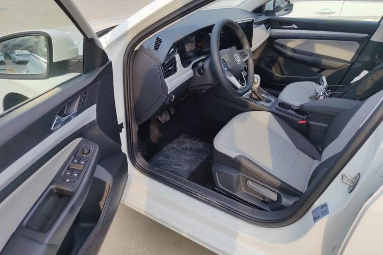 Used Volkswagen Bora 2026 200TSI DSG Yuexing Navigation Edition Driver Seat