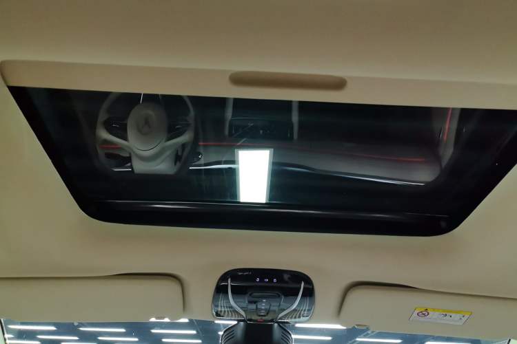 Used VOYAH Dream 2022 Low-Carbon Edition Plus Intelligent Driving Package