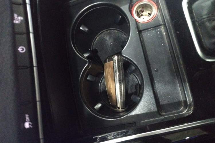 Used Hongqi HS5 2022 Revised Version 2.0T Smart Connect Flagship Edition