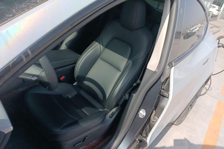 Used Tesla Model Y 2024 Rear-Wheel-Drive Version