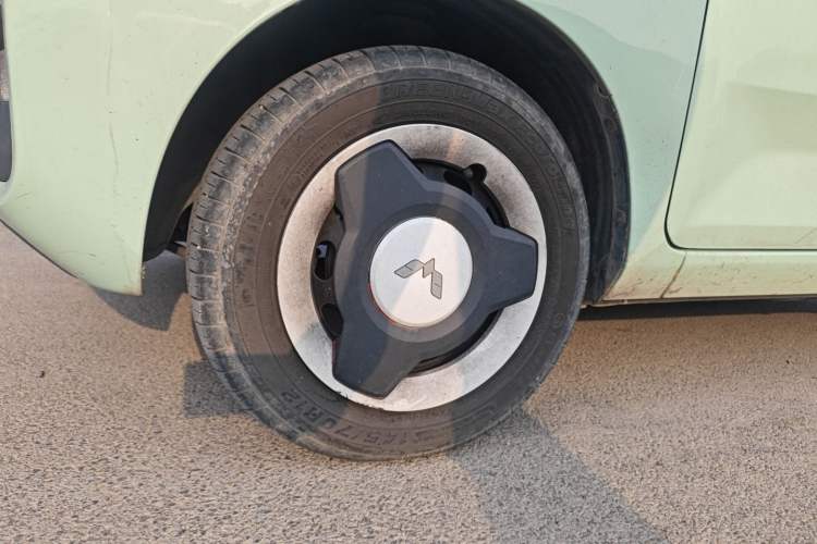 Used Wuling Hongguang MINIEV 2021 Macaron Sandwich Model 170 km Lithium Iron Phosphate
