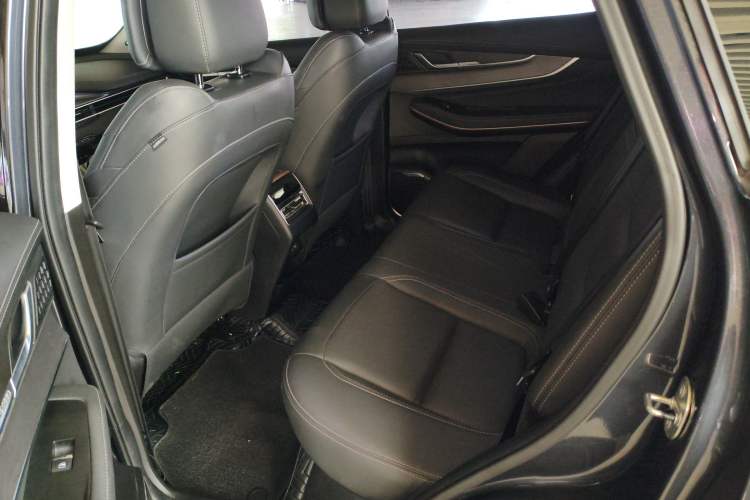 Used EXEED Zhuifeng C-DM 2022 1.5 TCI-DHT 105 km "Chengfeng Qi" Edition
