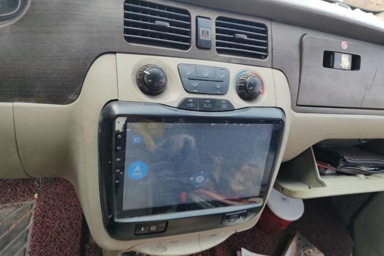 Used JAC Group Refine 2011 2.4L Government Procurement Version Manual Luxury Trim