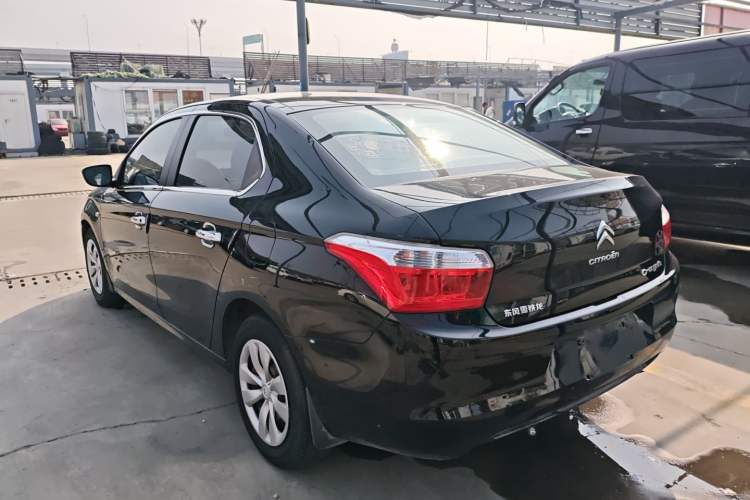 Used Citroen Elysee 2014 1.6L Manual Fashion Edition
