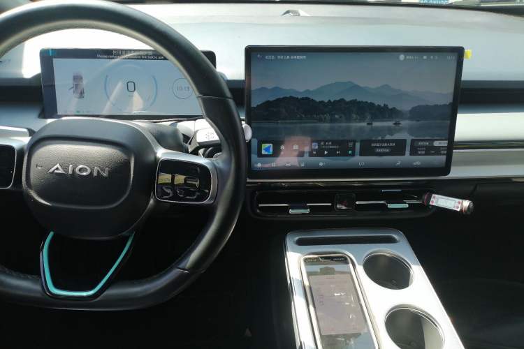 Used AION Y 2023 Younger Gear Lever