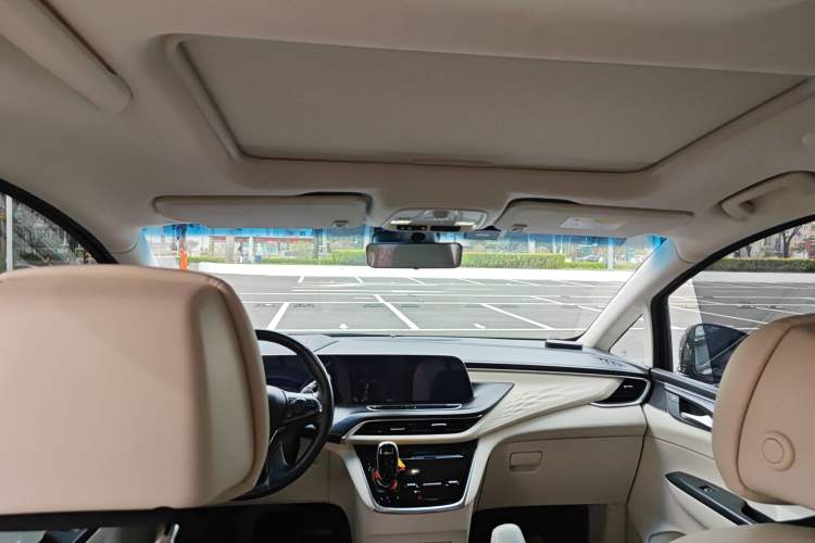 Used Buick GL8 2020 Avenir Avia Six-Seat Deluxe Edition