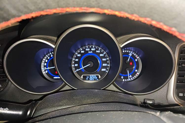 Used CHANGAN Eado 2015 1.6L Manual Luxury Model China IV Standard
