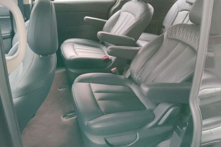 Used CHANGAN OSHAN Cosmos EV 2020 LingShang Model Left Rear Seat