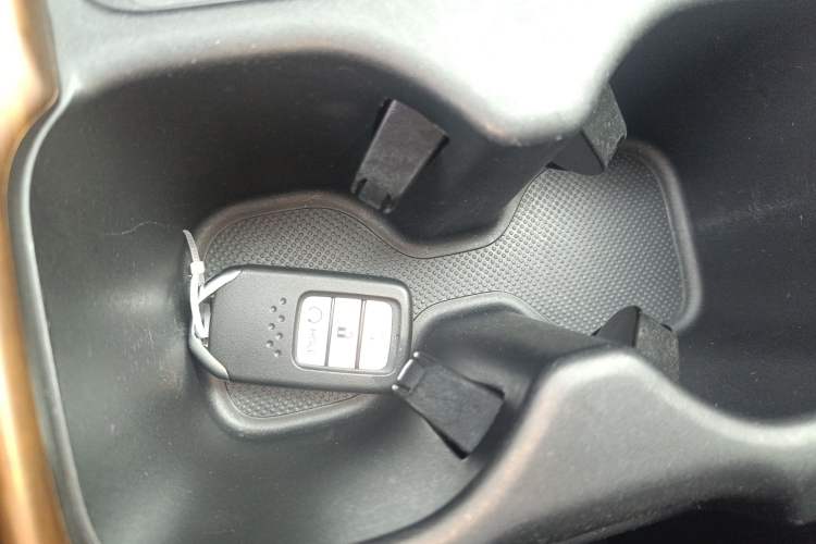 Used Honda CR-V 2021 240TURBO CVT 2WD Fashion Edition