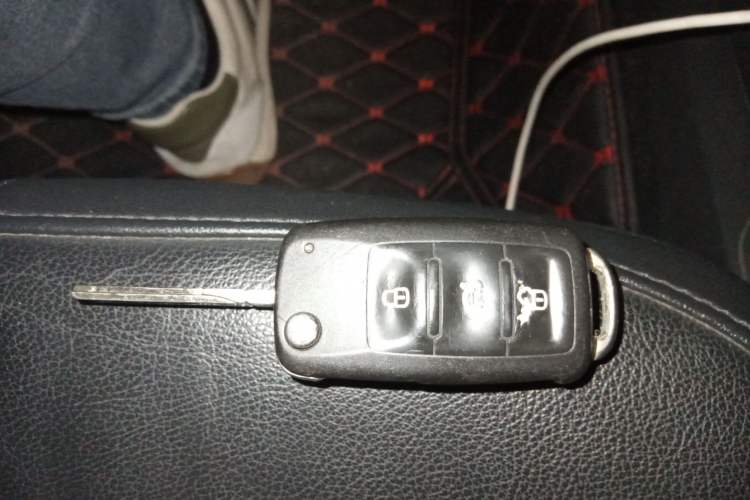 Used Volkswagen Bora 2013 1.6L Automatic Comfort Model
