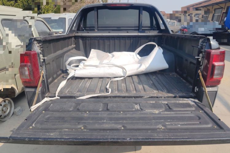 Used JMC Yuhu 7 2022 2.0T Manual Diesel Two-Wheel Drive Comfort Version Standard Wheelbase
