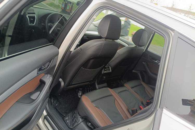 Used Audi Q5 2018 Collector's Edition 40 TFSI Technology Model Left Rear Seat