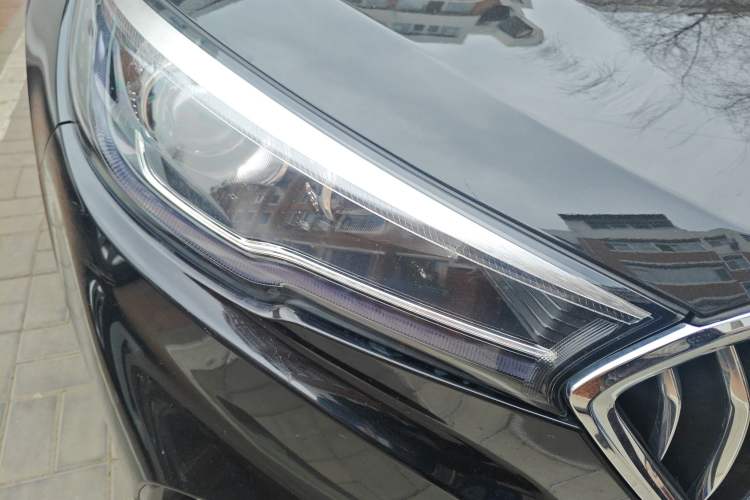 Used Hongqi H5 2022 Classic Model Facelift 1.8T Automatic Smart Connect Flagship Edition