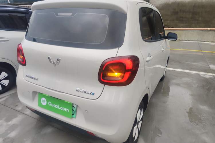 Used Wuling Hongguang MINIEV 2025 Four-Door Version Advanced Edition Rear Right 45 Deg