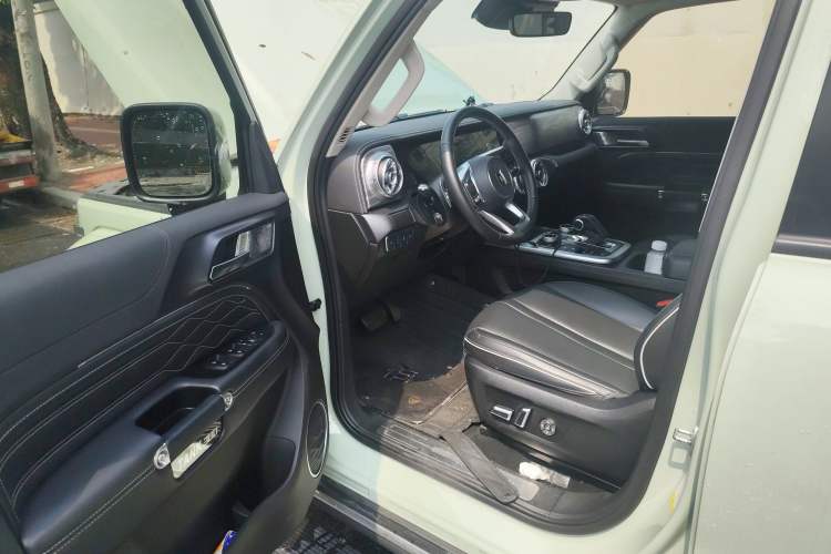 Used Tank 300 2021 City Edition 2.0T—Truly Stylish Interior 3