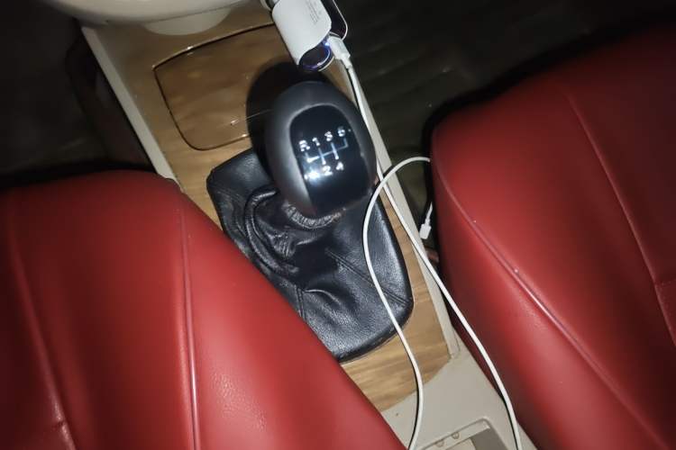 Used Buick Excelle 2015 1.5L Manual Classic Trim Gear Lever