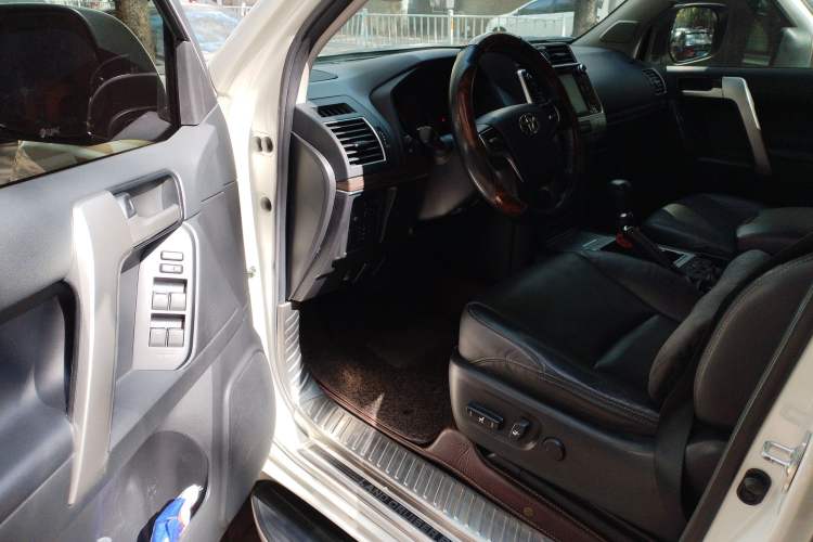 Used Toyota Prado 2019 3.5L Automatic TX-L Deluxe Edition