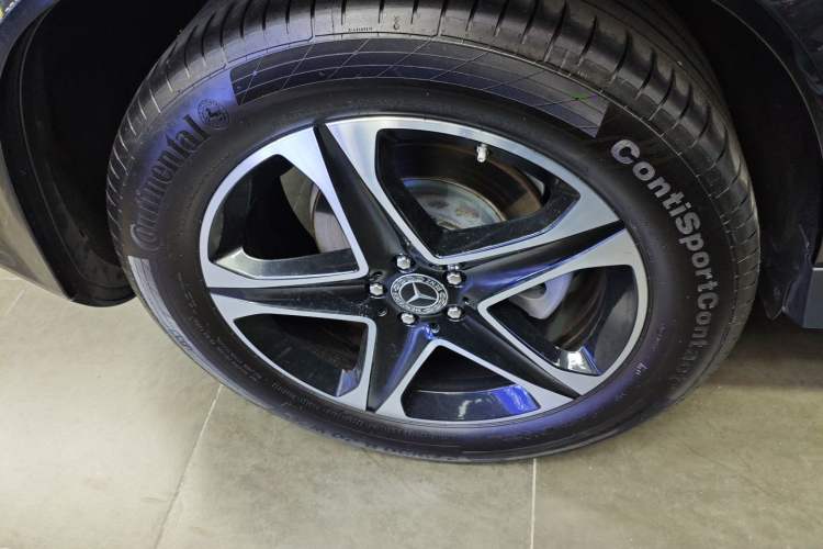 Used Mercedes-Benz GLE 2022 GLE 350 4MATIC Stylish Model Exterior 3