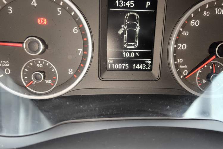 Used Volkswagen Tiguan 2017 300TSI Automatic Two-Wheel Drive Silk Road Comfort Edition Odometer Close Up