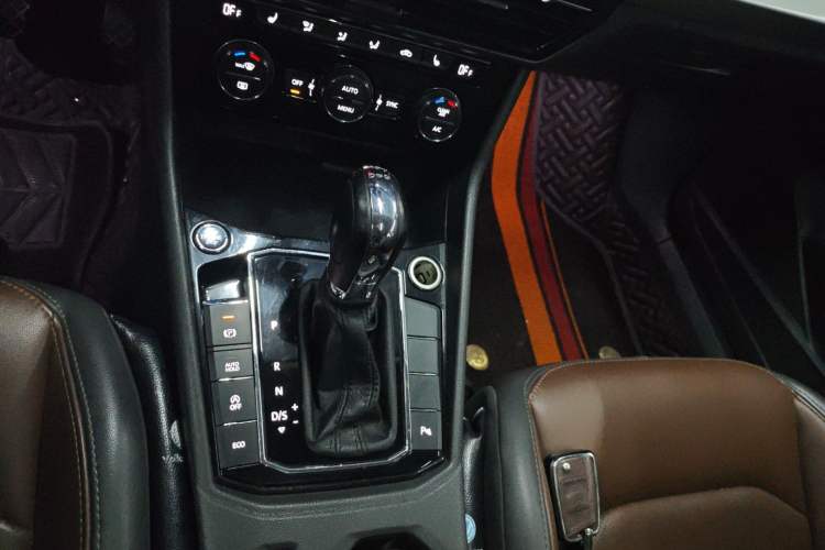 Used Volkswagen Lavida 2019 280TSI DSG Luxury Edition China VI Standard
