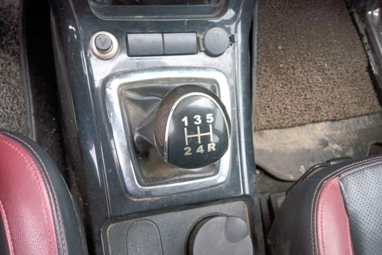 Used HYOSOW S3 2014 1.5L Luxury Version China IV Emission Standard