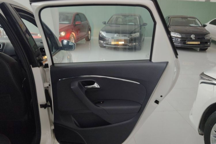 Used Volkswagen Polo 2015 1.4TSI GTI
