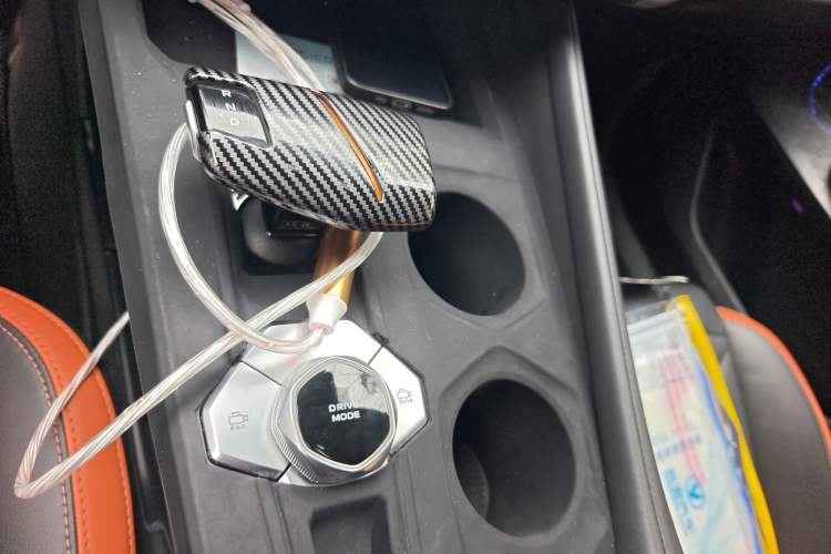 Used CHANGAN UNI-V 2023 1.5T Prestige Model
