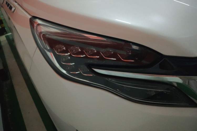Used Buick GL8 2023 ES Lu Zun Deluxe Model