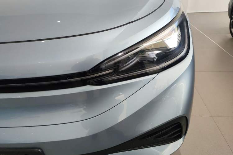 Used Volkswagen ID.4 X 2025 Smart Version Pure & Intelligent Enjoyment Edition
