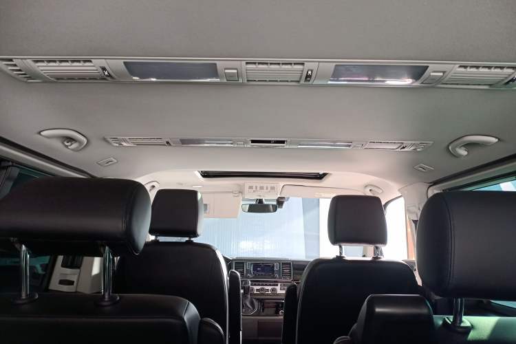 Used Volkswagen Multivan 2018 2.0 TSI Four-Wheel Drive Comfort Edition 7-Seater
