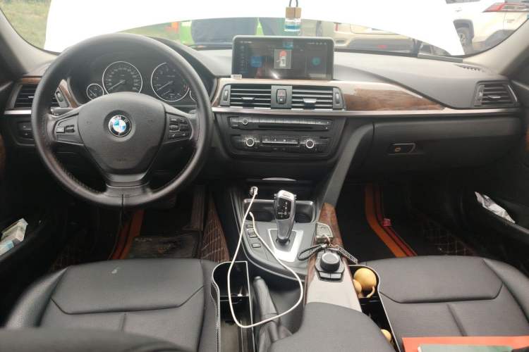 Used BMW 3 Series 2013 320Li Fashion Model