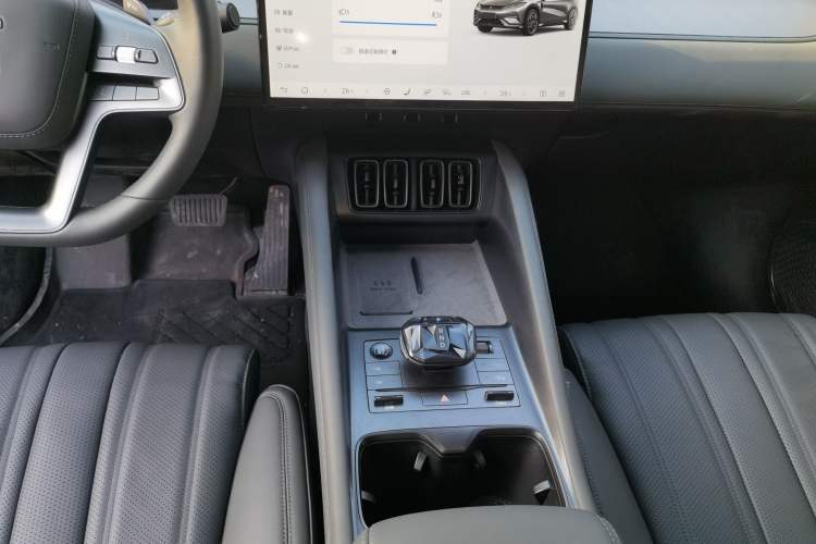 Used BYD Song L EV 2025 Intelligent Driving Version 662 km LiDAR Excellence Edition