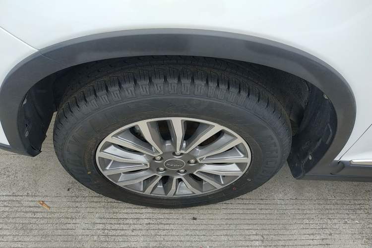 Used Haval H6 2015 Sport Edition 1.5T Automatic Two-Wheel Drive Luxury Model