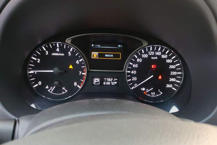 Used Nissan Teana 2016 2.0L XL Comfort Edition Instrument Cluster