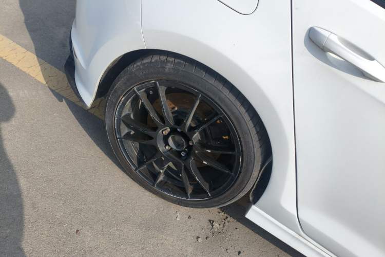 Used Volkswagen Golf 2016 1.4TSI Automatic R-Line
