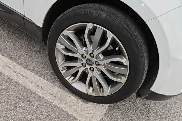 Used Land Rover Range Sport 2016 3.0 SC V6 HSE DYNAMIC Right Front Wheel Hub