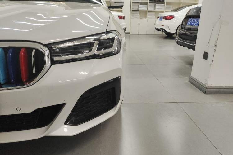 Used BMW 5 Series 2022 Second Facelift 530Li Leading Edition M Sport Package Left Front Headlight