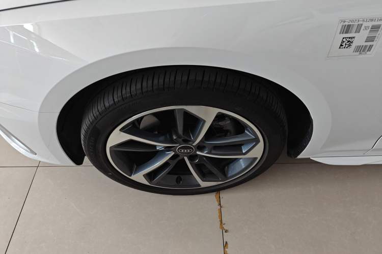 Used Audi A4L 2024 40 TFSI Fashion Dynamic Model