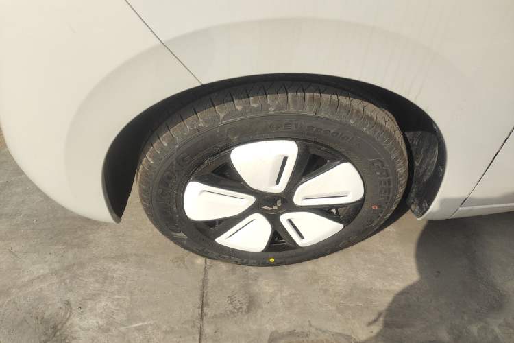 Used Wuling Hongguang MINIEV 2025 Four-Door Version Advanced Edition
