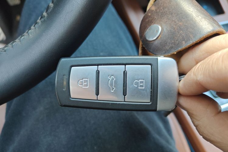 Used Zotye T700 2017 1.8T Manual Luxury Model
