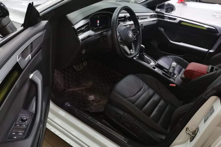 Used Volkswagen FAW-Volkswagen CC 2023 380TSI Striking Edition