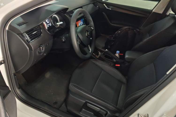 Used Skoda Octavia 2022 1.5L Automatic Comfort Edition Left Front Seat