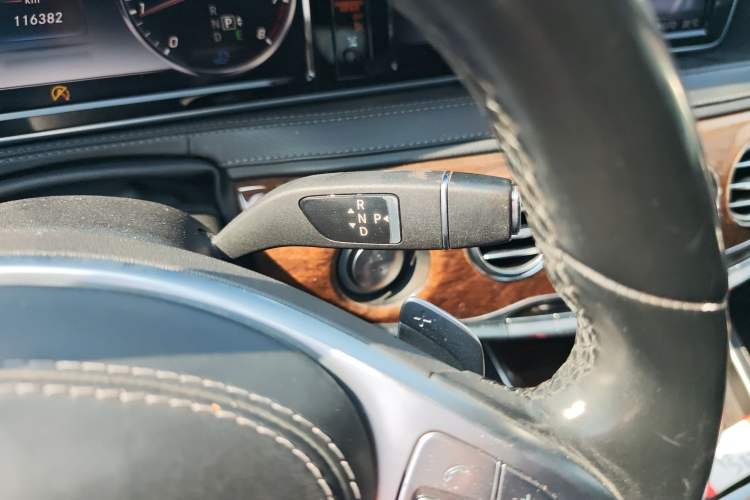 Used Mercedes-Benz S-Class 2014 S 320 L Business Model