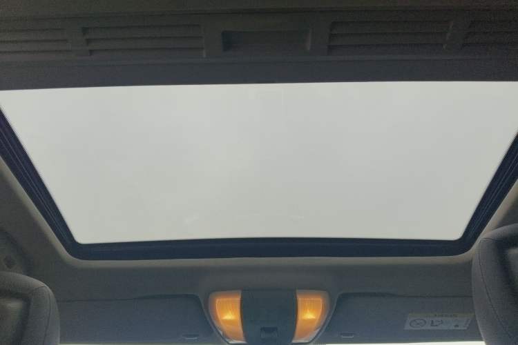 Used Mercedes-Benz C-Class 2013 C 180 Classic Grand Edition
