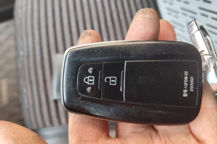 Used Toyota IZOA 2018 2.0L Yichi Version China VI Standard
